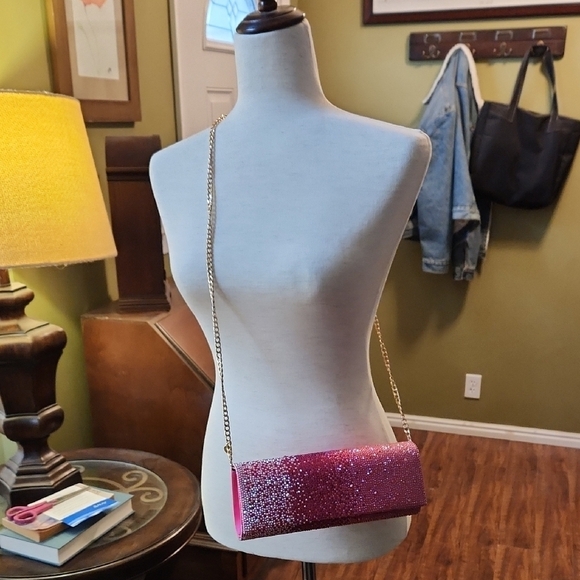 NWOT Olga Berg Pink Rhinestone Clutch with Gold Chain - Picture 6 of 9